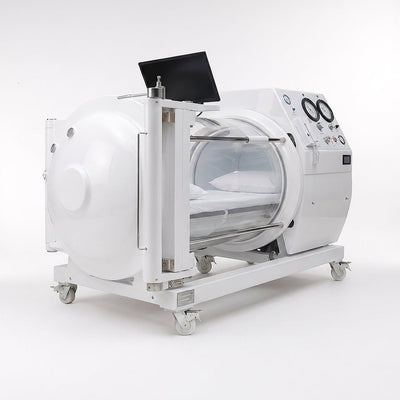 Hyperbaric Oxygen Chamber Designed for Advanced Recovery, Transparent Cylindrical Shell, Precision Control Panel