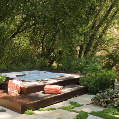 Colorado Hot Tub Spa – 5' x 7' Outdoor Spa for 4 Adults